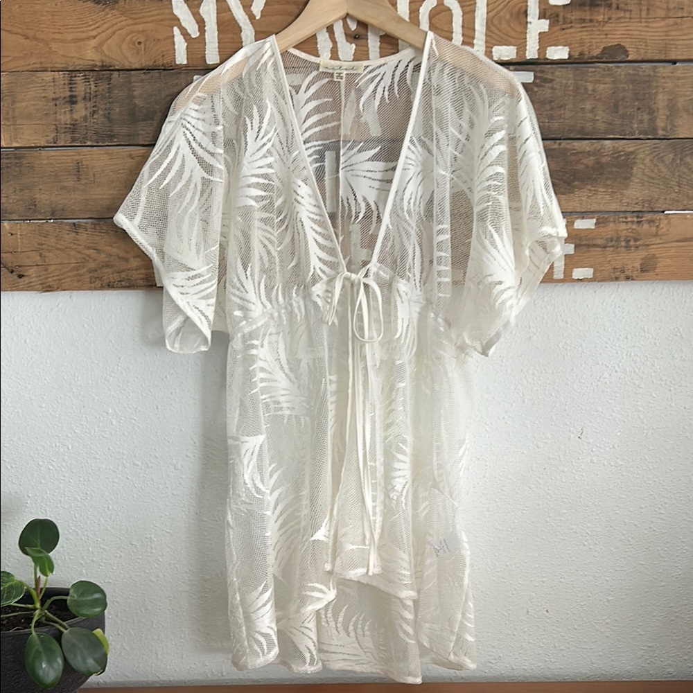 White Sheer Leaf Pattern Kimono by Arloh